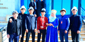 Студенты ОшТУ