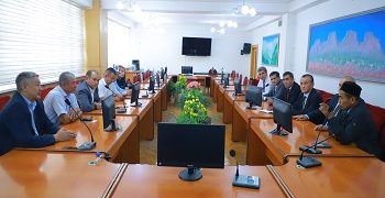 Делегация Андижанского машиностроительного института в ОшТУ