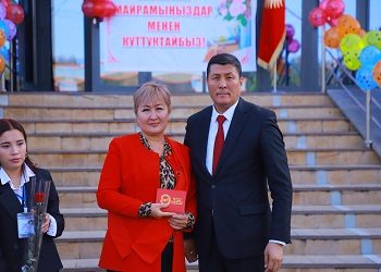 В ОшТУ отметили День учителя