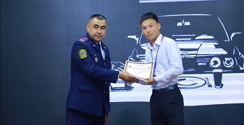 В ОшТУ отметили профессиональный праздник транспортников