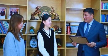 Студенты ОшТУ заняли 1 место в дебатном турнире    