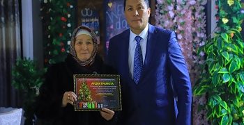 Провели новогодний утренник  для работников административно-хозяйственной части ОшТУ