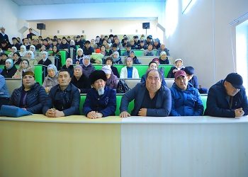 В ОшТУ прошла встреча с родителями студентов
