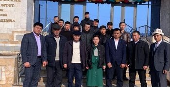 Преподаватели Джалал-Абадского колледжа и Гуманитарно-технологического колледжа обменялись опытом