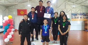 «Здоровье-2023» – команда ОшТУ занимает первое место по настольному теннису!