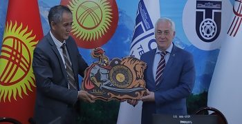 УрГЭУ и ОшТУ расширяют взаимодействие