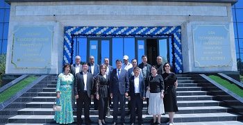 ОШТУНУН БҮТҮРҮҮЧҮЛӨРҮ 30 ЖЫЛДАН КИЙИН КАЙРАДАН УНИВЕРСИТЕТТЕ