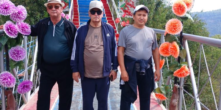 ОшТУнун окутуучулары Арстанбапта акысыз эс алууда