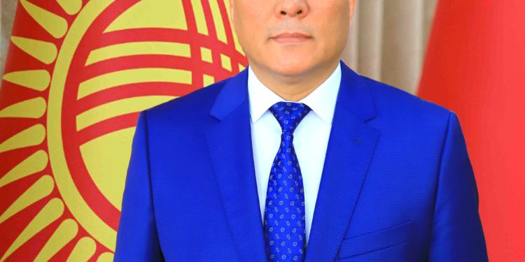 Илим күнү менен куттуктаймын!