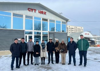 ОшТУнун студенттери «Алайку органикс» ишканасында