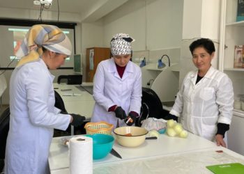 ОшТУда айыл чарба азыктарын кайра иштетүү боюнча атайын курс өткөрүлдү