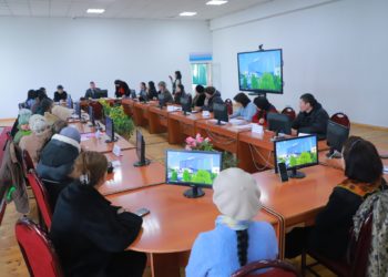 АТА-ЭНЕЛЕР ЖАНА ИШ БЕРҮҮЧҮЛӨР МЕНЕН БАЙЛАНЫШ БЕКЕМДЕЛҮҮДӨ