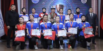 РЕКТОРДУН КУБОГУНА АРНАЛГАН ОШ ОБЛУСУНУН БИРИНЧИЛИГИ ЖЫЙЫНТЫКТАЛДЫ