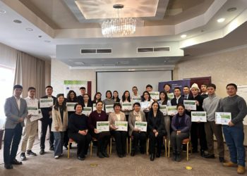 ОШТУНУН СТУДЕНТТЕРИ «ЖАШЫЛ ТОЛКУН» РЕСПУБЛИКАЛЫК СЫНАГЫНДА ЖЕҢИШКЕ ЖЕТТИ