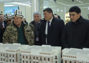 ОШ ШААРЫНЫН МЭРИ ЖОЖдордун РЕКТОРЛОРУ МЕНЕН ЖОЛУГУШТУ