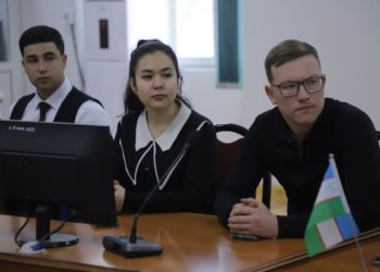 ӨЗБЕКСТАНДЫК СТУДЕНТТЕР ОШТУДА ОКУП ЖАТЫШАТ