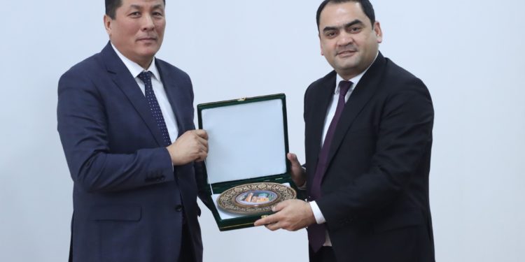 УЛУЧШЕНИЕ МЕЖДУНАРОДНЫХ ОТНОШЕНИЙ