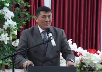 Кымбаттуу апалар, бардык асылзат айымдар!