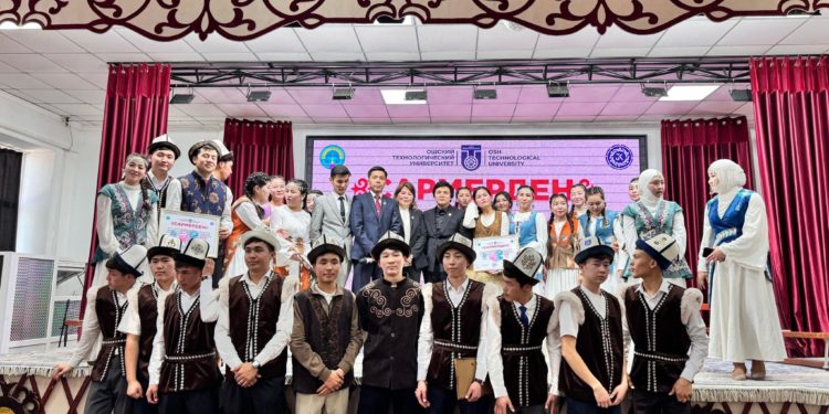 ОШТУДА КЫЗ-ЖИГИТ САРМЕРДЕНИ ӨТТҮ