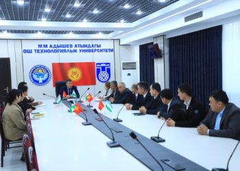 ОшТУда Өзбекстандык илимпоздор квалификациясын жогорулатып жатышат