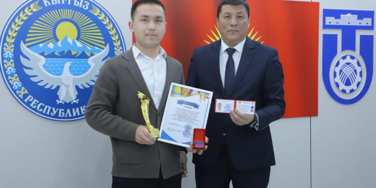 ОШТУНУН СТУДЕНТИ “ОРТО АЗИЯНЫН МЫКТЫ СТУДЕНТИ” НААМЫНА ТАТЫКТУУ БОЛДУ