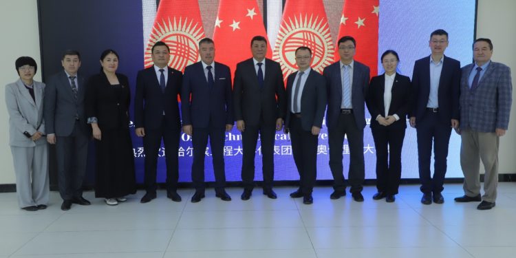 ОшТУ Кытайдагы Харбин инженердик университети менен кызматташуусун күчөтөт