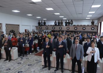 ОШТУДА ЖАШ ИЛИМПОЗДОРДУН ЖАНА СТУДЕНТТЕРДИН VIII ИЛИМИЙ КОНФЕРЕНЦИЯСЫ ӨТҮП ЖАТАТ