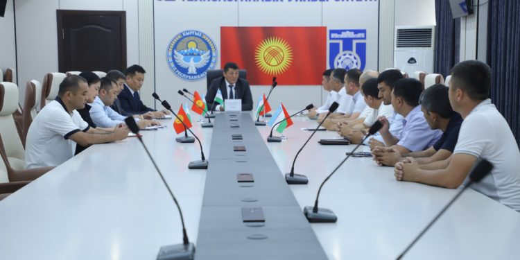 Самарканд университетинин окутуучулары ОшТУда билимин жогорулатууда