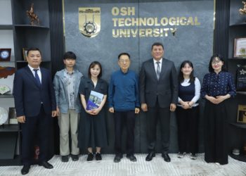 Сеул шаарындагы Суңшил университетинин өкүлү ОшТУда болду