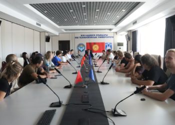 Германиянын “Лейбниц” университетинин делегациясы ОшТУга келди