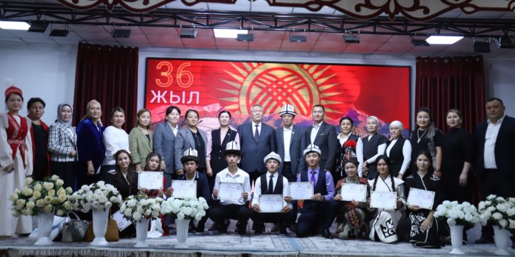 ОшТУда Мамлекеттик тилдин 36 жылдыгы белгиленди
