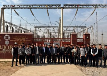 Гуманитардык-технологиялык колледжинин студенттери Ош электр тармактары ишканасы менен таанышышты