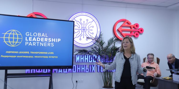 В ОшТУ прошла мотивационная встреча на тему эмоционального интеллекта