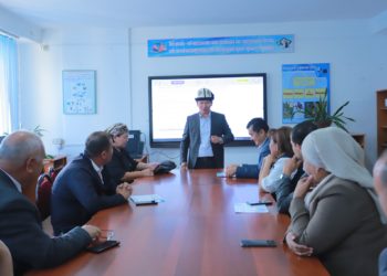 ЭКИ УНИВЕРСИТЕТТИН ОКУТУУЧУЛАРЫ ТАЖРЫЙБА АЛМАШТЫ