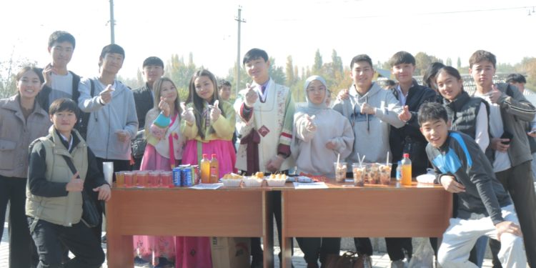 Ош ТУда Улуттар аралык достук жарманкеси өткөрүлдү