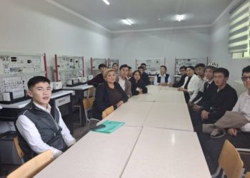 Энергетика жана транспорт институтунун студенттери жана окутуучулары Ферганада