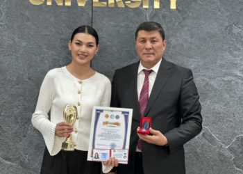 Студентка ОшТУ удостоена премии «Лучший студент тюркских народов»