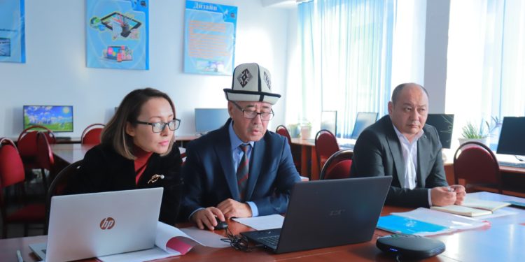 В ОшТУ обсудили ход реализации проекта ERASMUS DIGITECH