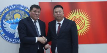 Китайская делегация посетила Ошский технологический университет