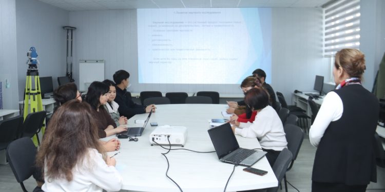 В ОшТУ для докторантов прошел семинар по методологии научно-исследовательской работы