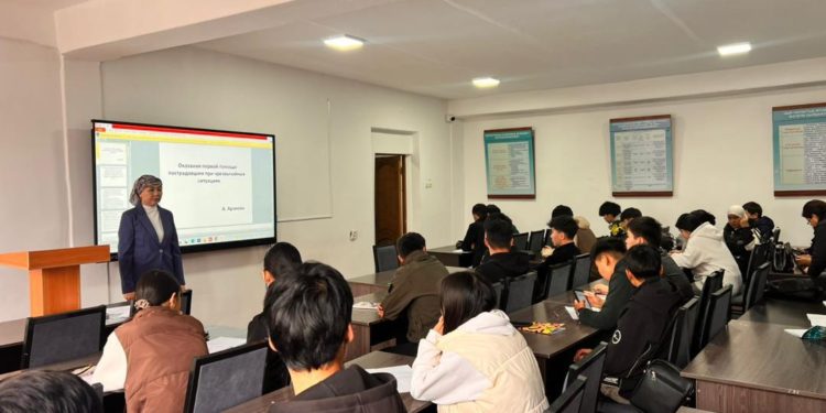 ОшТУда конок лекция жана мастер-класс өткөрүлдү