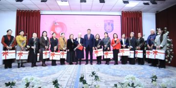 В ОшТУ отметили Международный женский день