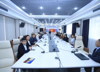 ОшТУда “Стартапка киришүү” бизнес-тренинги өттү