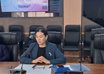 ОшТУнун окутуучусу PhD диссертациясын ийгиликтүү коргоду