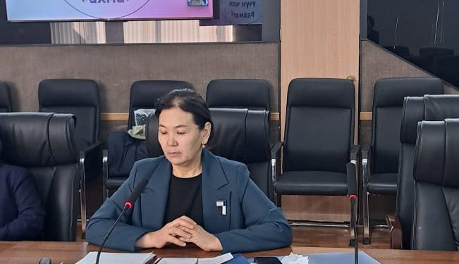 ОшТУнун окутуучусу PhD диссертациясын ийгиликтүү коргоду