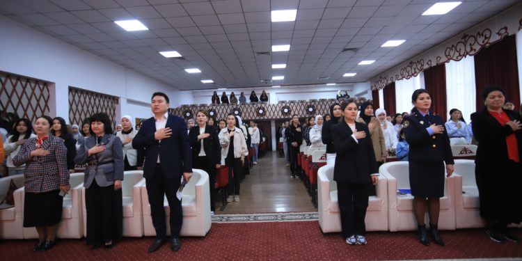 ОшТУда “Заманбап кыздын гармониясы” аттуу иш-чара өткөрүлдү