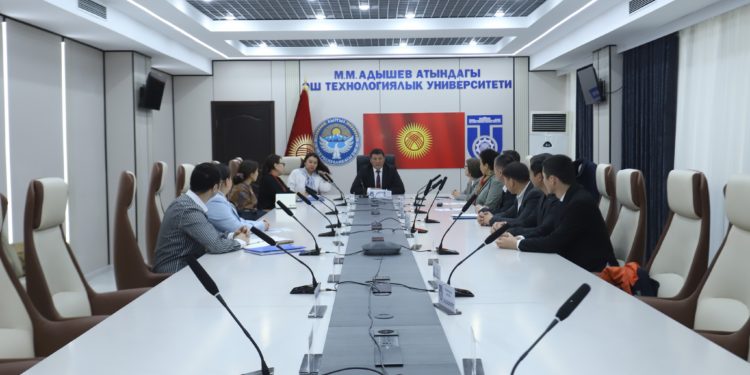 ОшТУ эл аралык аккредитациялоо процессин баштады